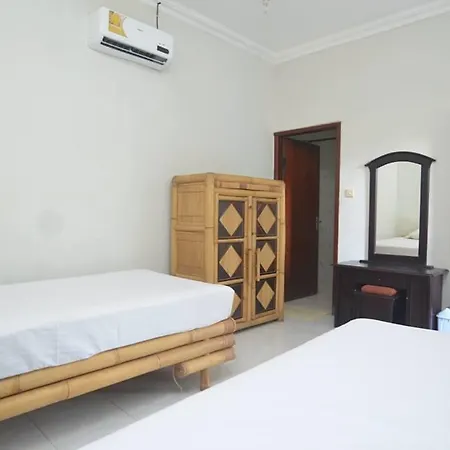 Puri Itoma Bungalows